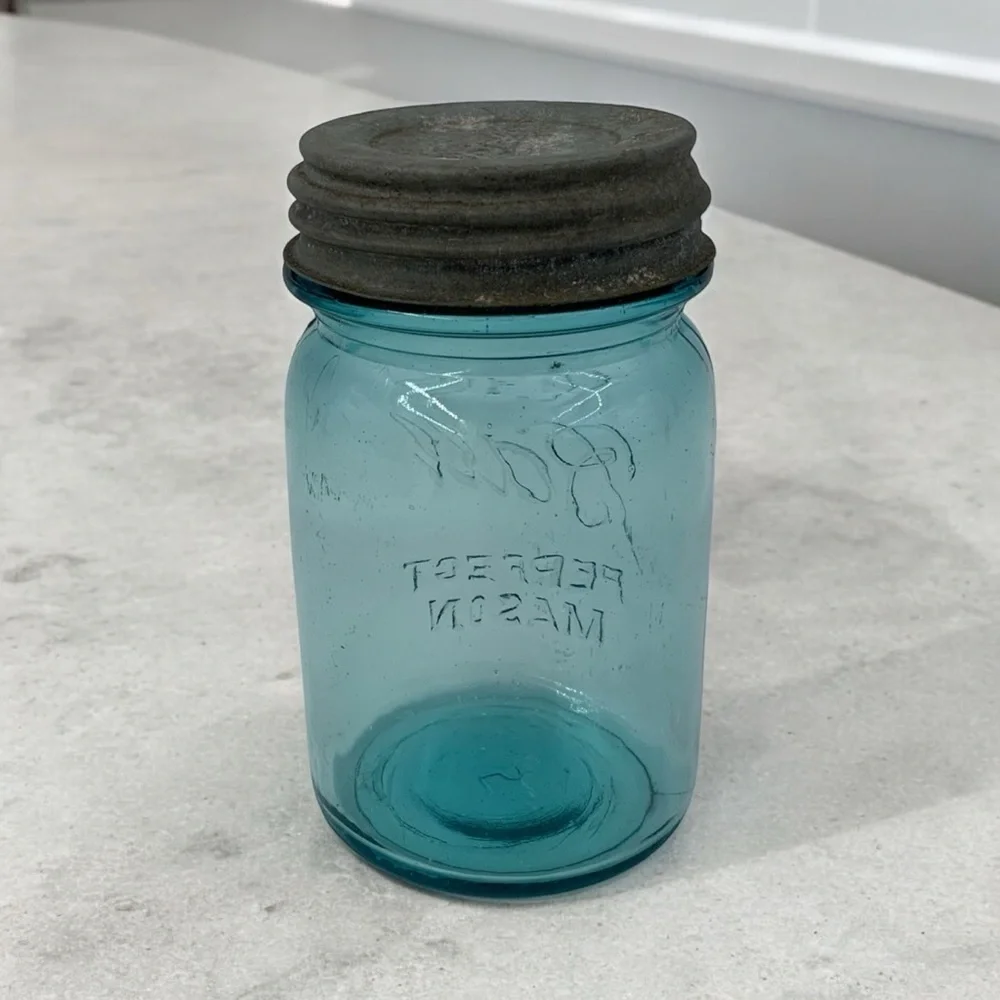 Ball Perfect Mason Glass Jar 1923-33 Pint Size #5 Aqua Blue With Zinc Metal Lid